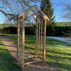 Arch Pointed Top 36″ with Trellis
