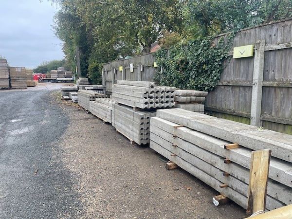 Concrete fencing